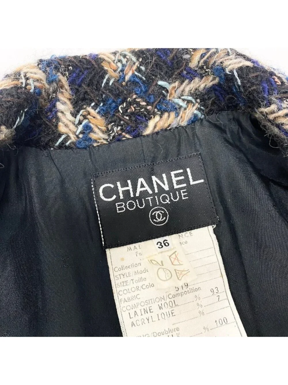 CHANEL brand color